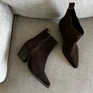House of Harlow 1960 Brown Suede Ankle Boots